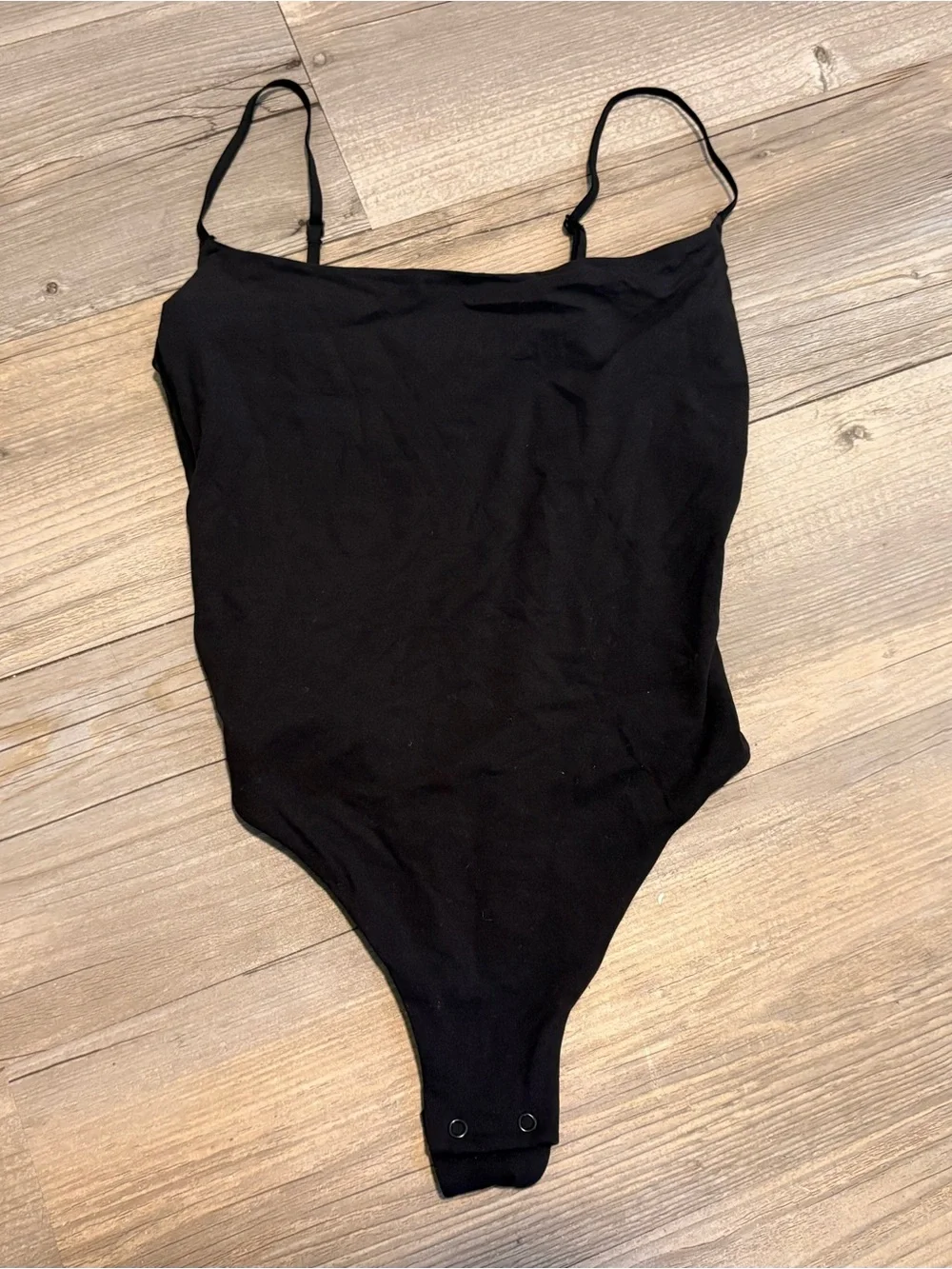 SKIMS Kim Kardashian Fits Everybody cami thong bodysuit XS new with tags - Picture 1 of 4